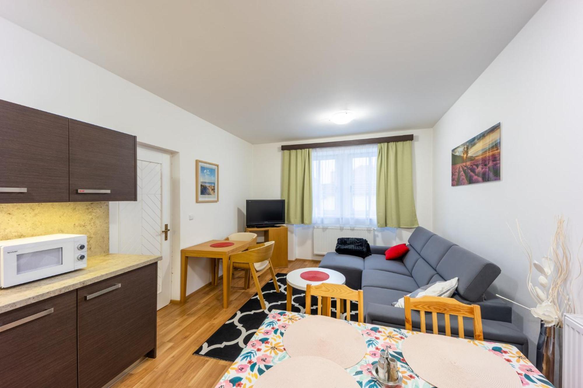 Bezauberndes Gaestehaus In Šatov Kültér fotó