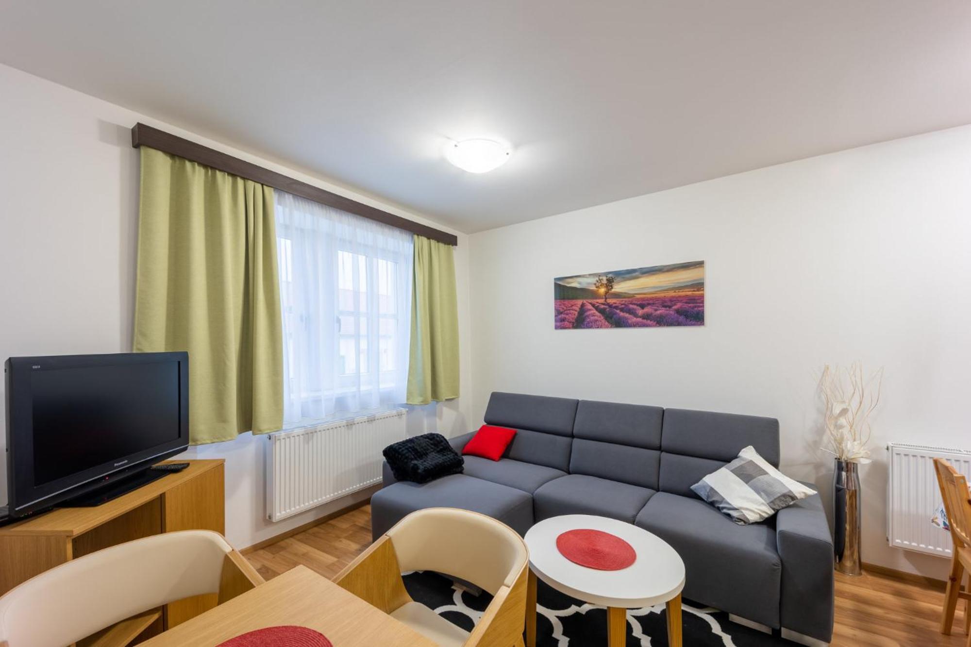 Bezauberndes Gaestehaus In Šatov Kültér fotó